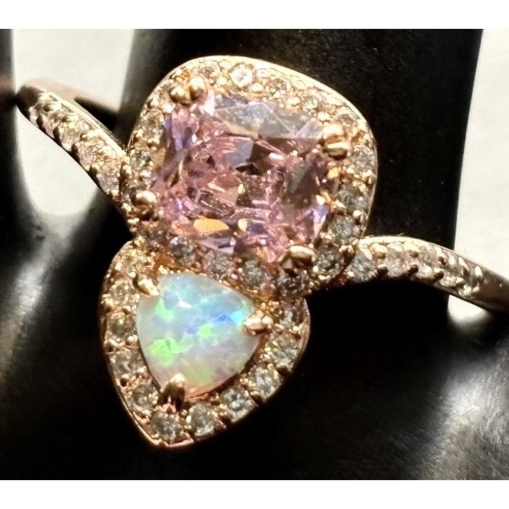 Bomb Party Faux Opal Purple CZ Cubic Zirconia Halo Ring Rose Gold Tone 9.5"